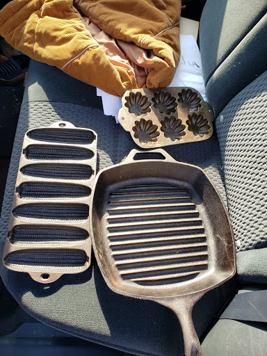 Thrift Store «Family Thrift Center», reviews and photos, 861 W Miller Rd, Garland, TX 75040, USA