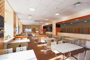 Canteen "8 minutes" image