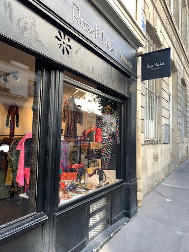 Magasin de vêtements RoseMarket Vintage Paris