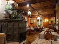Atmosphère du Restaurant français RESTAURANT STEINKELLER à Entzheim - n°11