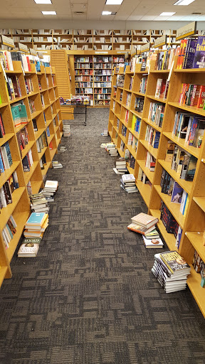 Book Store «Books-A-Million», reviews and photos, 100 Viewmont Dr, Scranton, PA 18508, USA