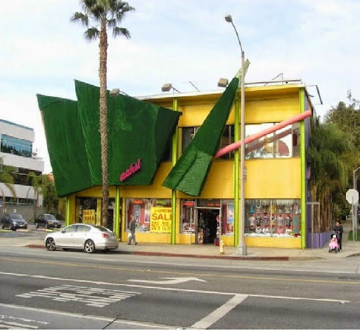 Aahs The Ultimate Gift Store, 3223 Wilshire Blvd, Santa Monica, CA 90403, USA, 