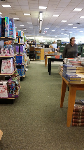 Book Store «Barnes & Noble», reviews and photos, 1940 NJ-10, Morris Plains, NJ 07950, USA