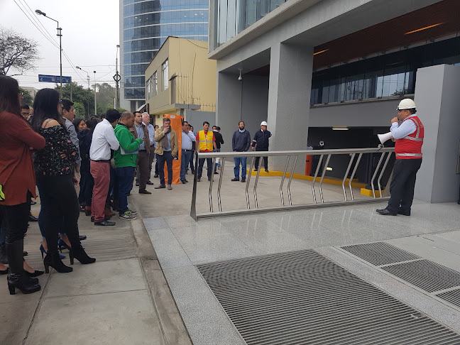 ICHMA Edificio Corporativo - Oficina de empresa