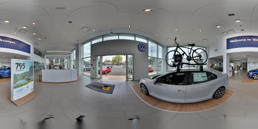 Volkswagen Dealer «Pugi Volkswagen», reviews and photos, 2020 Ogden Ave, Downers Grove, IL 60515, USA