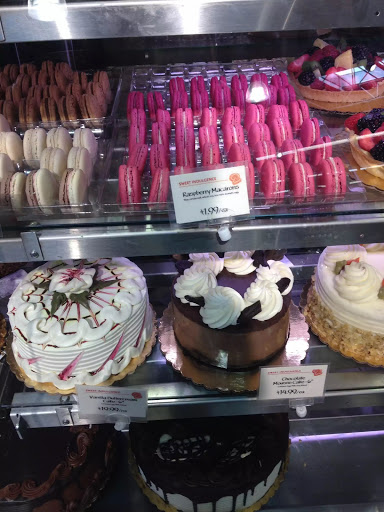 Grocery Store «Whole Foods Market», reviews and photos, 1797 Hydraulic Rd, Charlottesville, VA 22901, USA