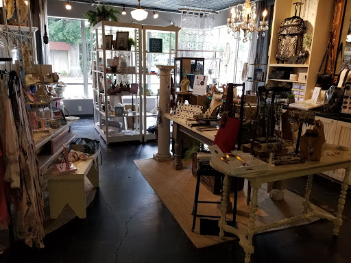 Shopping Mall «Not too Shabby», reviews and photos, 1515 Broadway St, Vancouver, WA 98663, USA