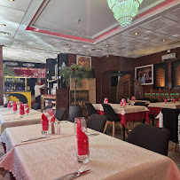 Atmosphère du Restaurant indien Le Palais de l'Inde à Sallanches - n°17
