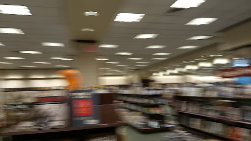 Book Store «Barnes & Noble», reviews and photos, 444 Broadway, Saugus, MA 01906, USA