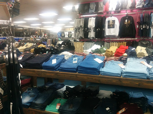 Clothing Store «Tiger Lily Apparel», reviews and photos, 64 State St, Orem, UT 84058, USA