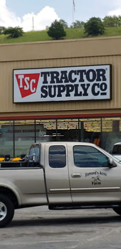 Home Improvement Store «Tractor Supply Co.», reviews and photos, 200 Able Dr STE 10, Dayton, TN 37321, USA