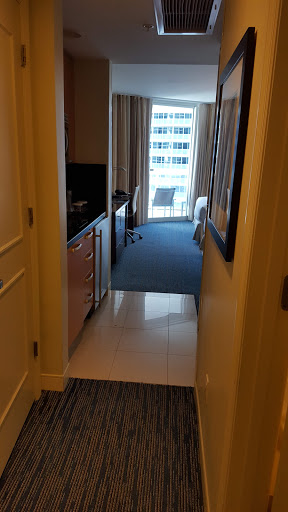 Beach Resort «Hilton Fort Lauderdale Beach Resort», reviews and photos, 505 N Fort Lauderdale Beach Blvd, Fort Lauderdale, FL 33304, USA