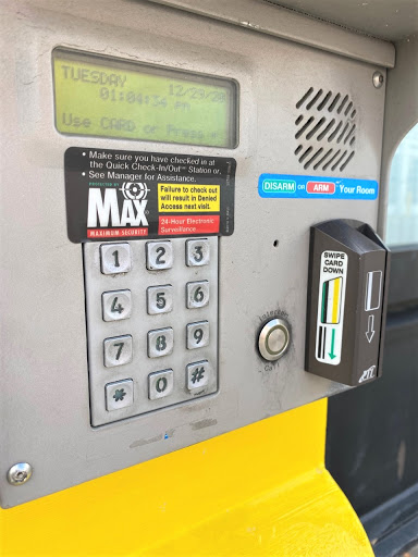 RV Storage Facility «U-Haul Moving & Storage at I-45», reviews and photos, 16405 I-45, Houston, TX 77090, USA