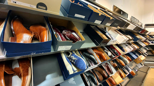 Department Store «Saks OFF 5TH», reviews and photos, 11201 NW 12th St, Miami, FL 33172, USA