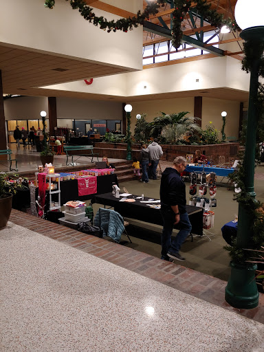 Shopping Mall «Penn Central Mall», reviews and photos, 200 High Ave W, Oskaloosa, IA 52577, USA