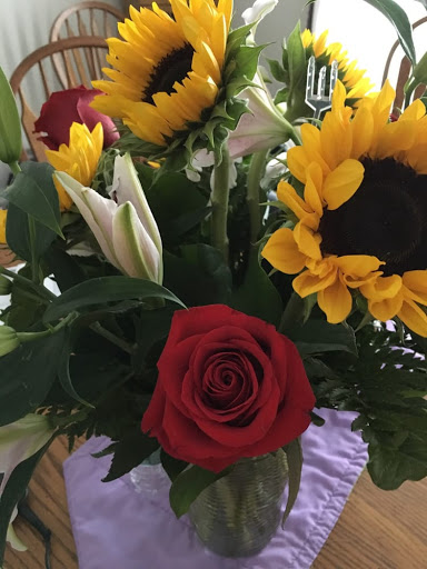 Florist «City Line Florist», reviews and photos, 2978 Nichols Ave, Trumbull, CT 06611, USA