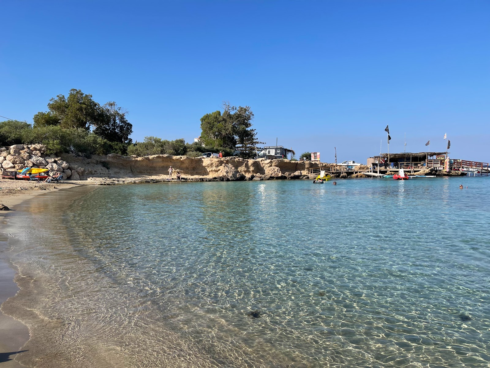 Foto von Green Bay Beach annehmlichkeitenbereich