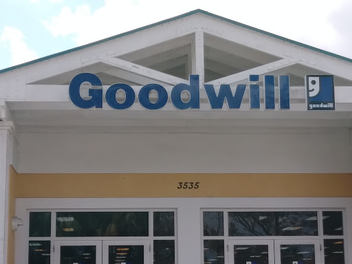 Thrift Store «Goodwill West Palm Beach/Gulfstream Super Store & Donation Center», reviews and photos