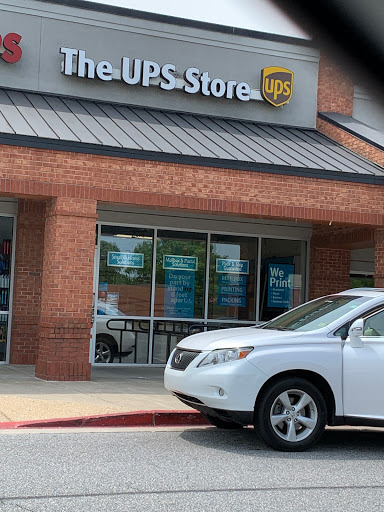 Shipping and Mailing Service «The UPS Store», reviews and photos, 7380 Spout Springs Rd #210, Flowery Branch, GA 30542, USA