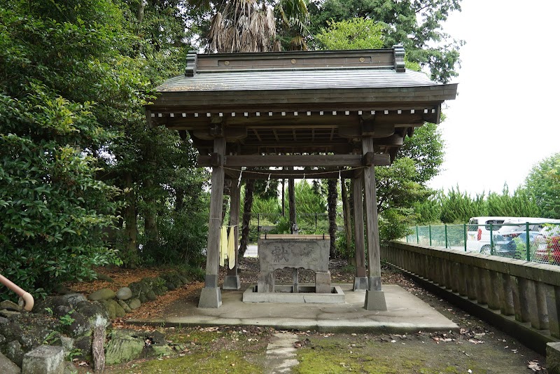 富多神社