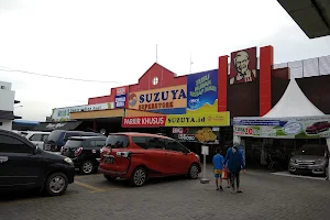 Suzuya Superstore Kampung Baru Medan image
