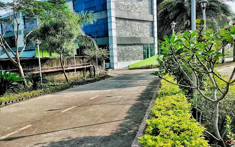 International School of Business & Media Kolkata image