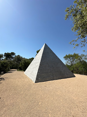 La Pyramide De Tourves à Tourves