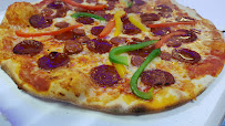 Pepperoni du Pizzas à emporter Envie de pizz' Plaudren, Locmaria Grand-champ, Locqueltas - n°5
