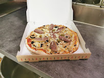 Pepperoni du Pizzas à emporter Pizz'Adore Pizzas, Burgers, Tacos à emporter et distributeur 24/24 à Arreau - n°3