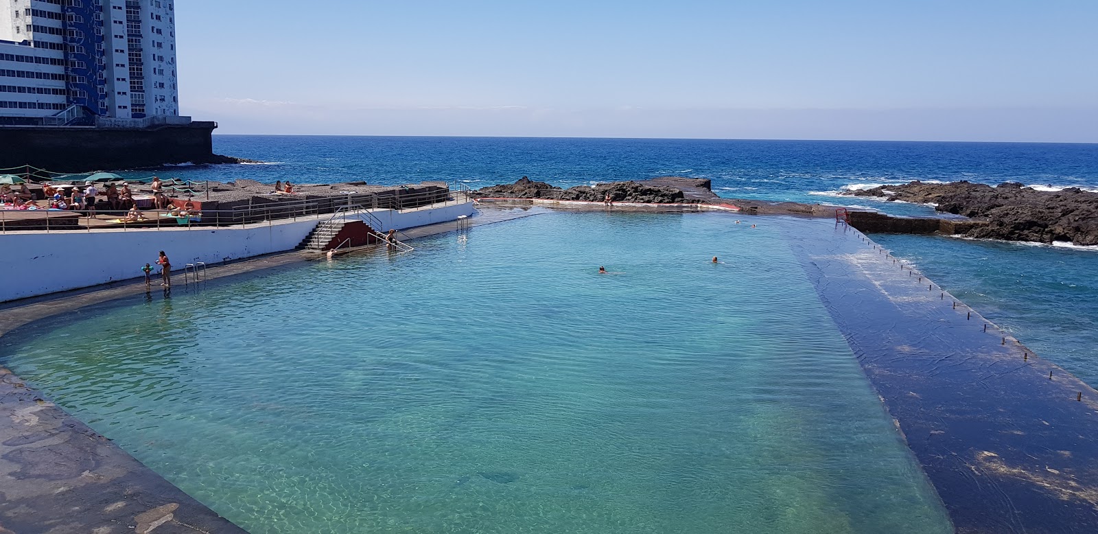 Photo de Natural pool Mesa del Mar zone sauvage