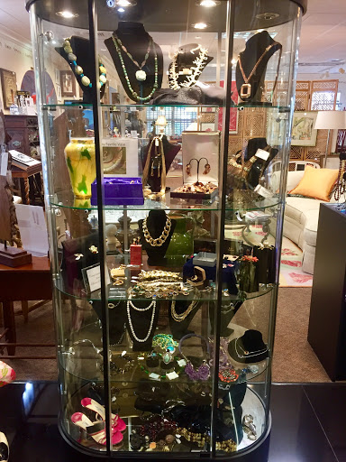 Boutique «Designing Women Boutique», reviews and photos, 1226 N Tamiami Trail, Sarasota, FL 34236, USA