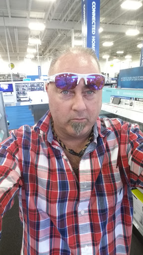 Electronics Store «Best Buy», reviews and photos, 5815 Youngstown Warren Rd, Niles, OH 44446, USA