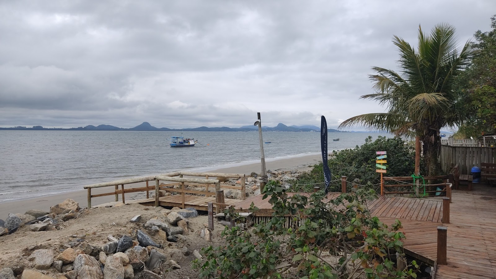 Foto di Praia do Pontal do Norte - luogo popolare tra gli intenditori del relax