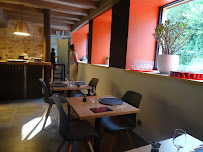 Atmosphère du Restaurant Aux fours et au moulin réservation 72h à l'avance! à Villards-d'Héria - n°4