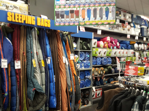 Sporting Goods Store «Big 5 Sporting Goods», reviews and photos, 5650 Allen Way #112, Castle Rock, CO 80108, USA