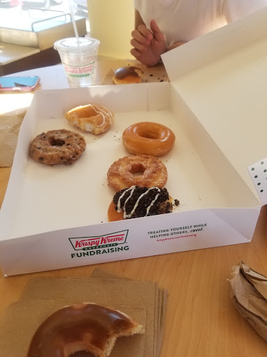 Bakery «Krispy Kreme Doughnuts», reviews and photos, 7428 Denton Hwy, Watauga, TX 76148, USA
