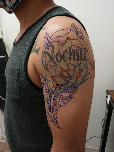 Tattoo Shop «Moving Shadow Ink», reviews and photos, 4328 W Forest Home Ave, Milwaukee, WI 53219, USA