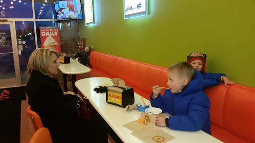 Frozen Yogurt Shop «Orange Leaf Frozen Yogurt», reviews and photos, 21501 21 Mile Rd, Macomb, MI 48044, USA