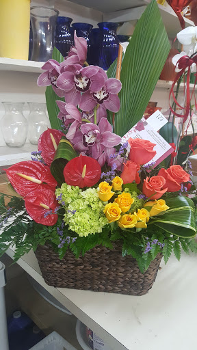 Florist «Greynolds Flower Shop», reviews and photos, 408 NE 125th St, North Miami, FL 33161, USA