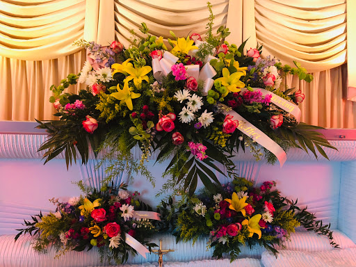 Florist «The Enchanted Florist», reviews and photos, 109 Public Sq, Lagrange, OH 44050, USA