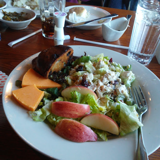 American Restaurant «Cracker Barrel Old Country Store», reviews and photos, 40 Frontage Rd, Lafayette, IN 47905, USA