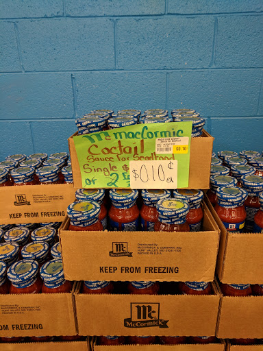 Grocery Store «P & R Discount Grocery», reviews and photos, 600 Scranton Carbondale Hwy, Eynon, PA 18403, USA