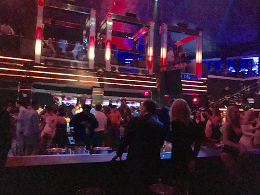 Night Club «LIV», reviews and photos, 4441 Collins Ave, Miami Beach, FL 33140, USA