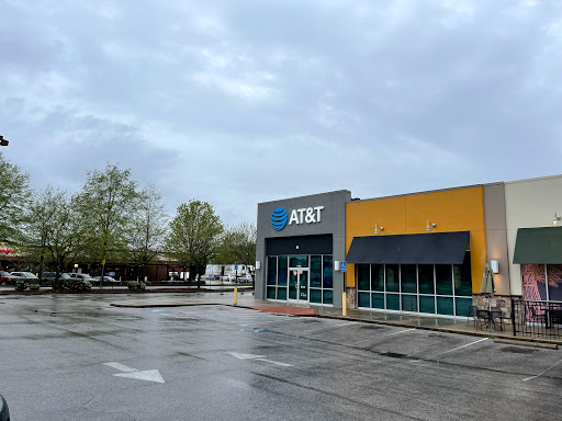 Cell Phone Store «AT&T», reviews and photos, 1770 Campbell Ln C, Bowling Green, KY 42104, USA