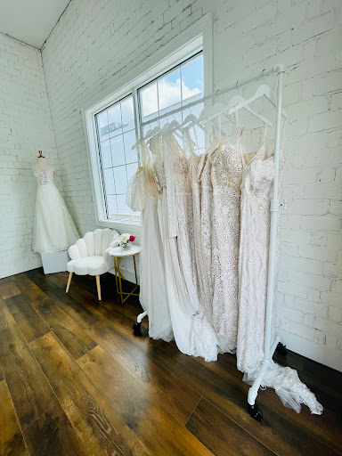 Bridal Shop «The White Magnolia Bridal Collection», reviews and photos, 1716 Hendricks Ave, Jacksonville, FL 32207, USA