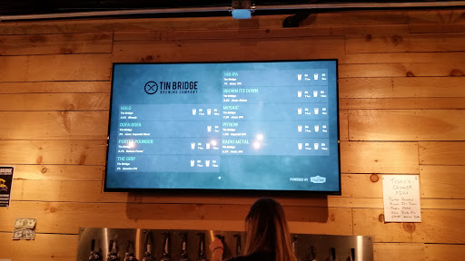 Liquor Store «Super Phipps Liquors», reviews and photos, 485 E Main St, Westfield, MA 01085, USA