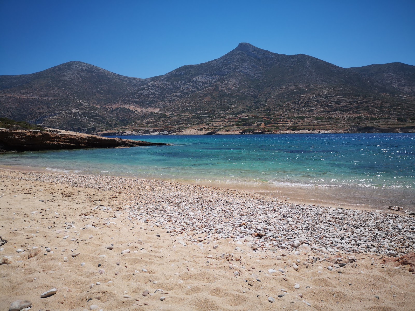 Foto van Trypiti beach met helder zand oppervlakte