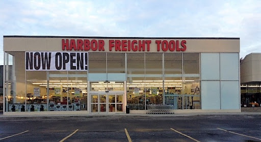 Harbor Freight Tools, 4646 Great Northern Blvd, North Olmsted, OH 44070, USA, 