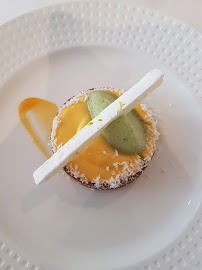 Tarte au citron du Restaurant gastronomique Les Jardins de l'Opéra - Stéphane Tournié à Toulouse - n°3