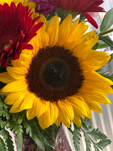 Florist «Mt Washington Florist», reviews and photos, 145 N Bardstown Rd, Mt Washington, KY 40047, USA